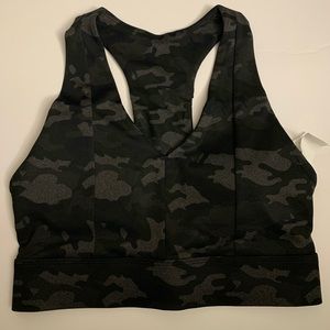 NWT Fabletics Mila Midi Sports Bra